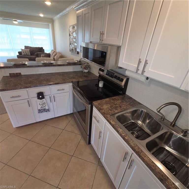 466 12th AVE S 466