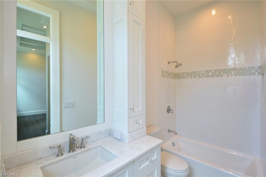 MOORINGS - Residential