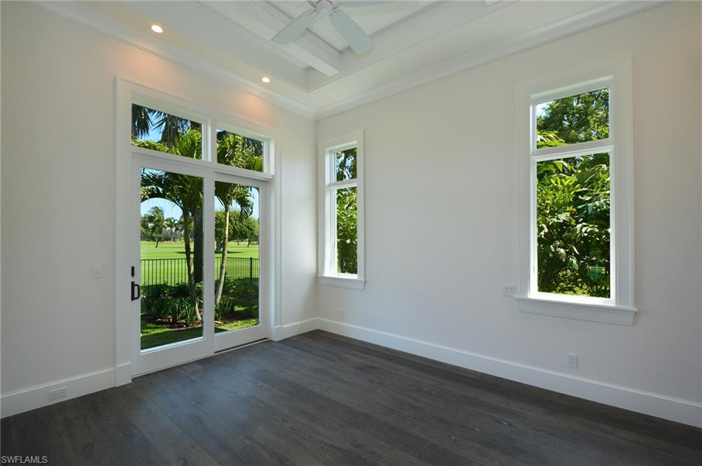 MOORINGS - Residential