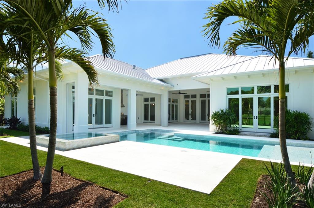 MOORINGS - Residential