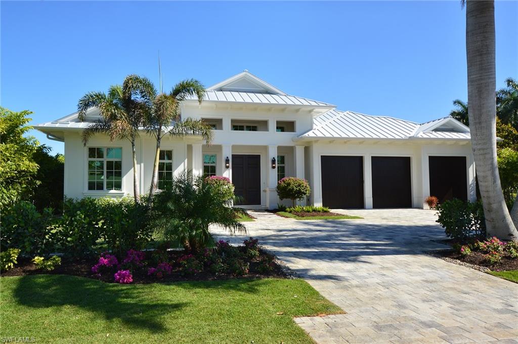 MOORINGS - Residential