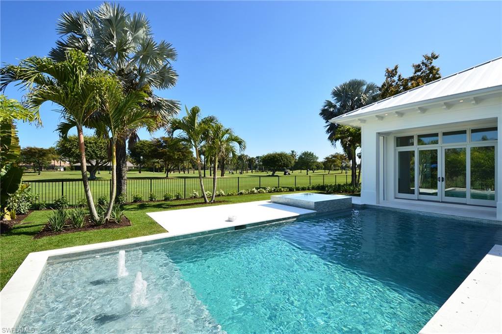 MOORINGS - Residential