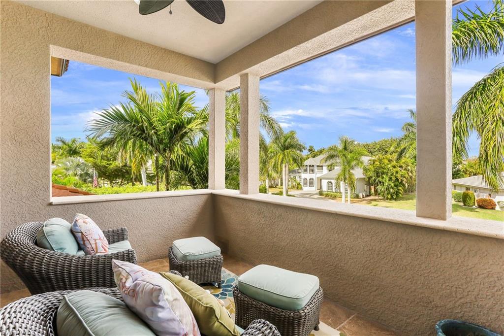 MOORINGS - Residential