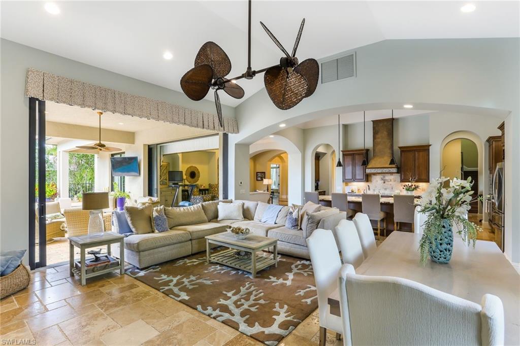 MOORINGS - Residential