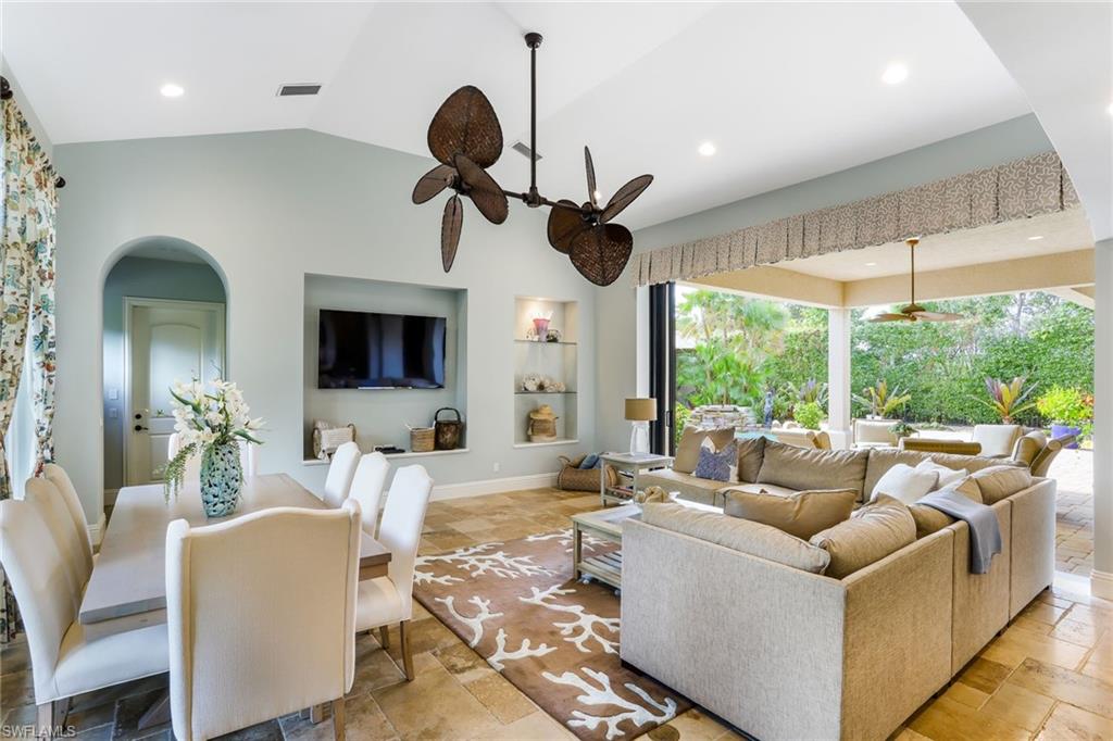 MOORINGS - Residential