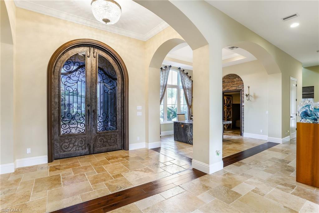 MOORINGS - Residential