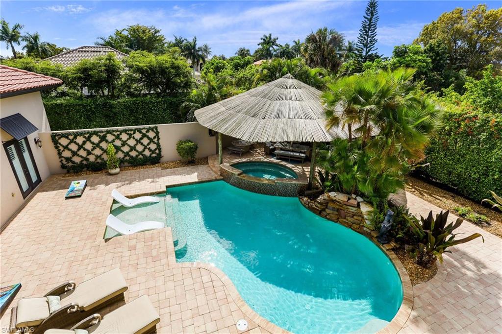 MOORINGS - Residential