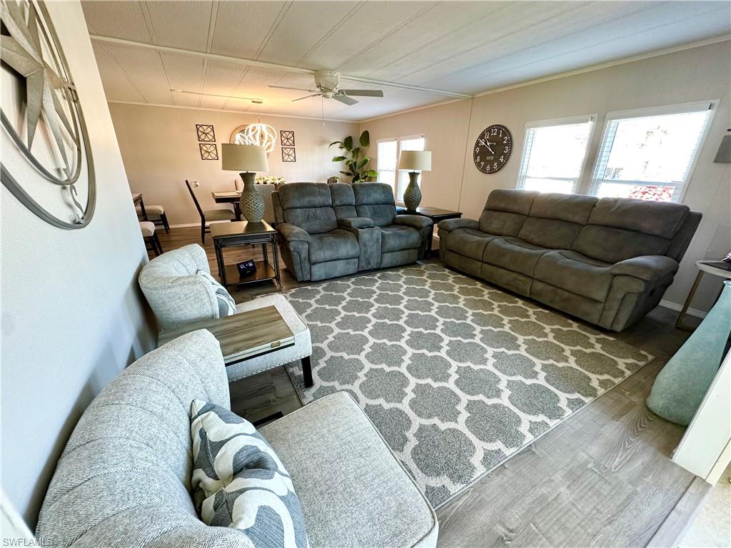 IMPERIAL HARBOR - Residential