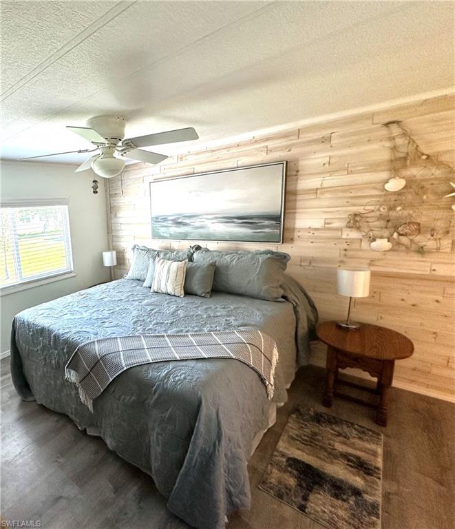 IMPERIAL HARBOR - Residential