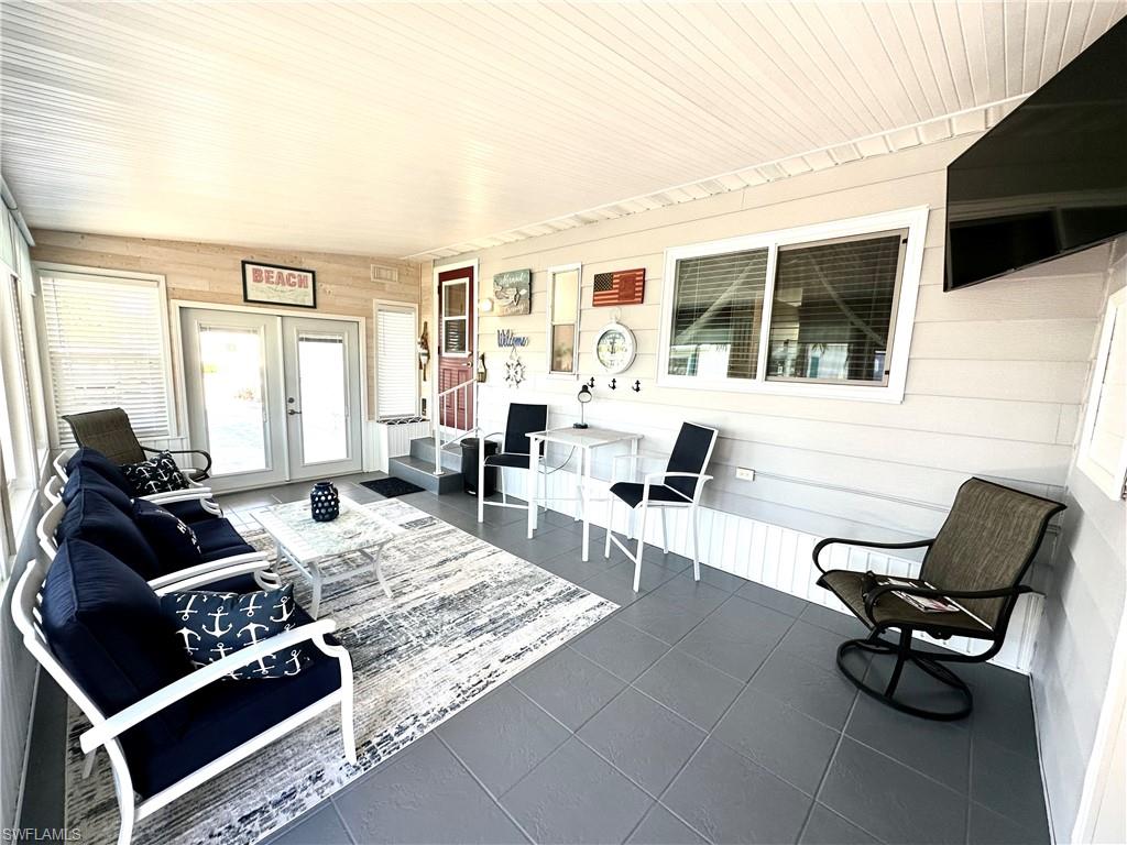 IMPERIAL HARBOR - Residential