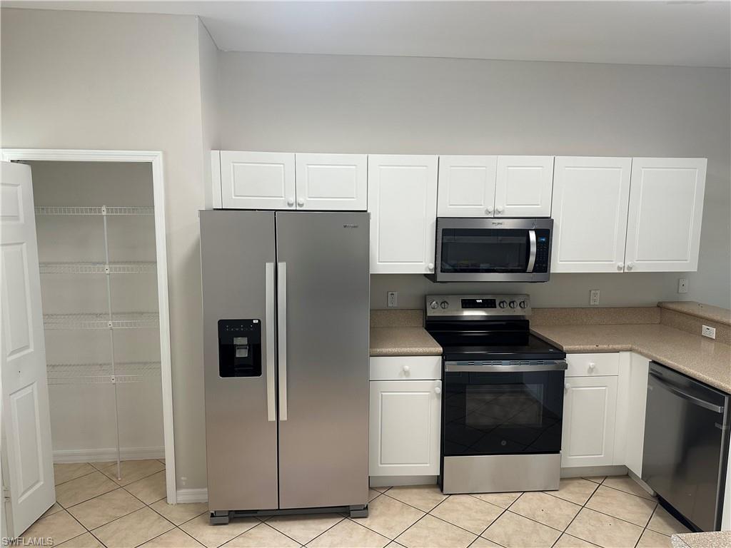 SUMMIT PLACE - Residential Lease