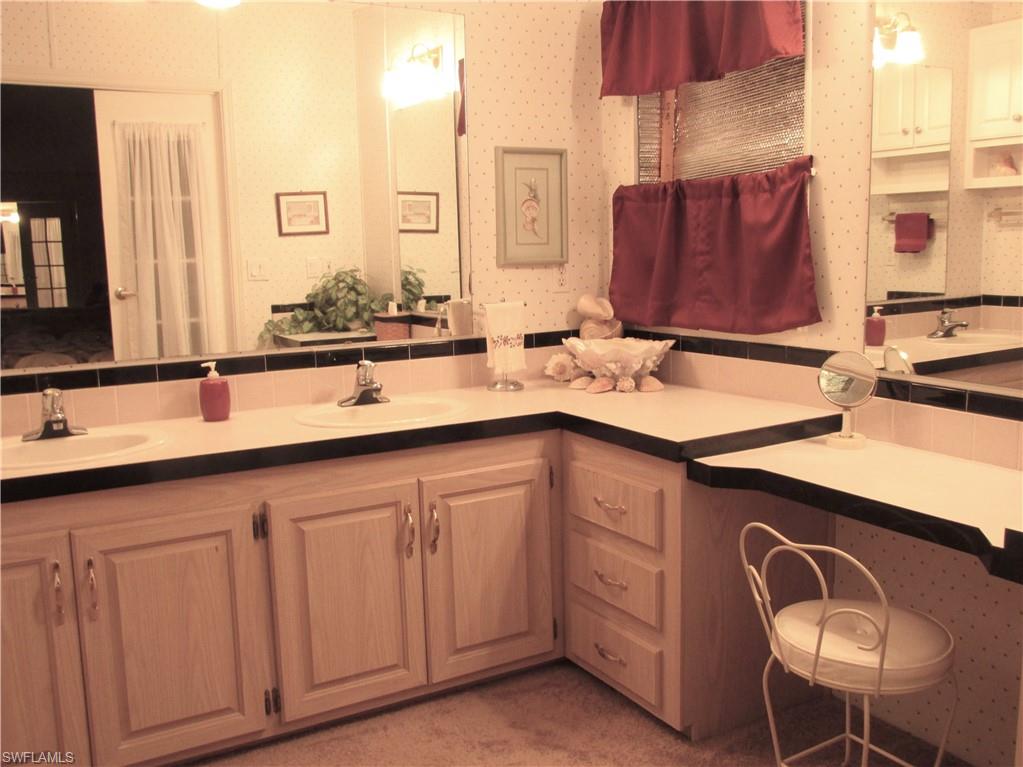 BAYSIDE ESTATES - Residential