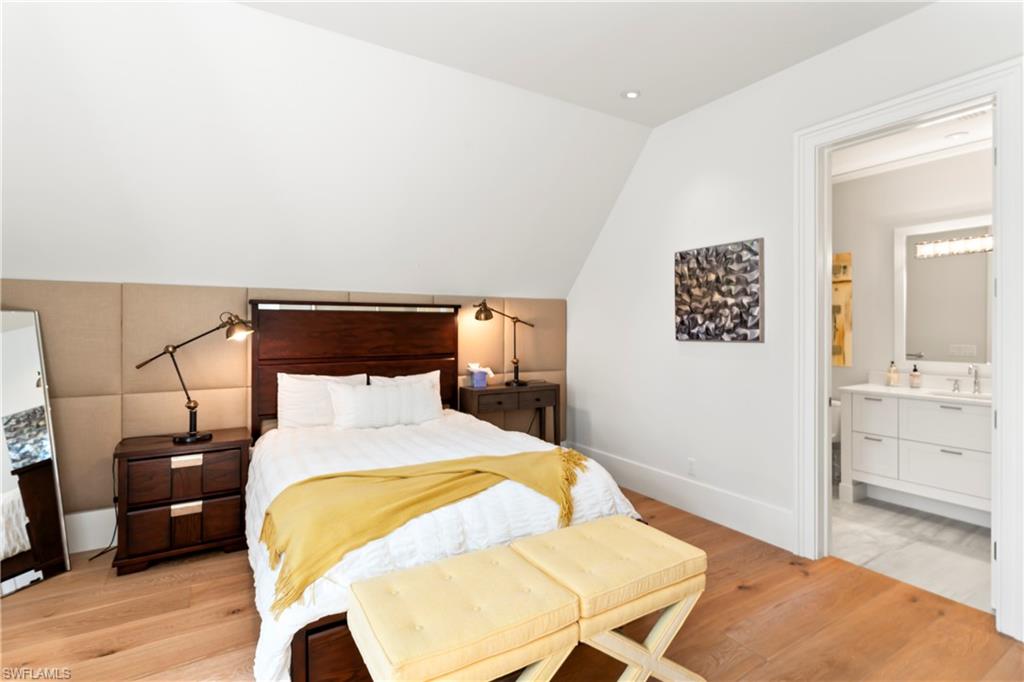 OLDE NAPLES - Residential Lease