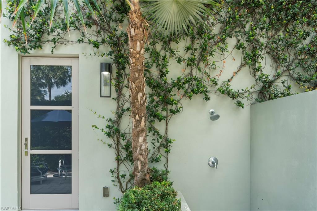 OLDE NAPLES - Residential Lease