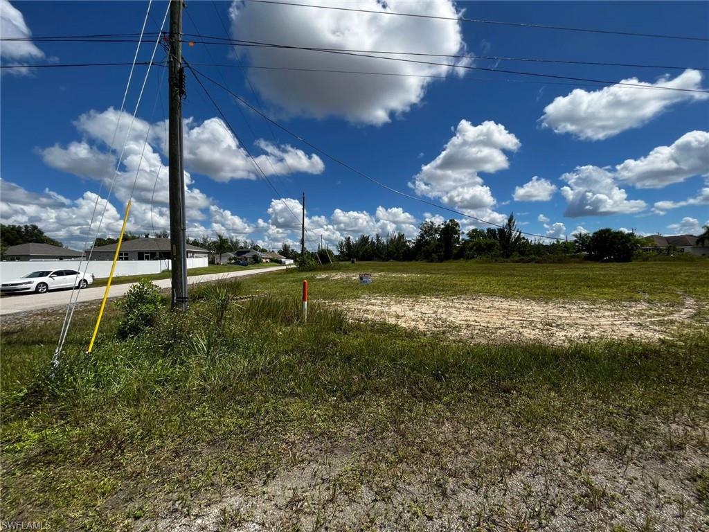 CAPE CORAL - Land