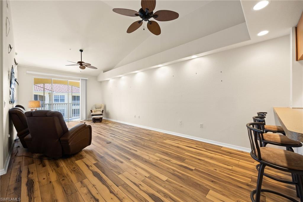 VAN LOON COMMONS - Residential