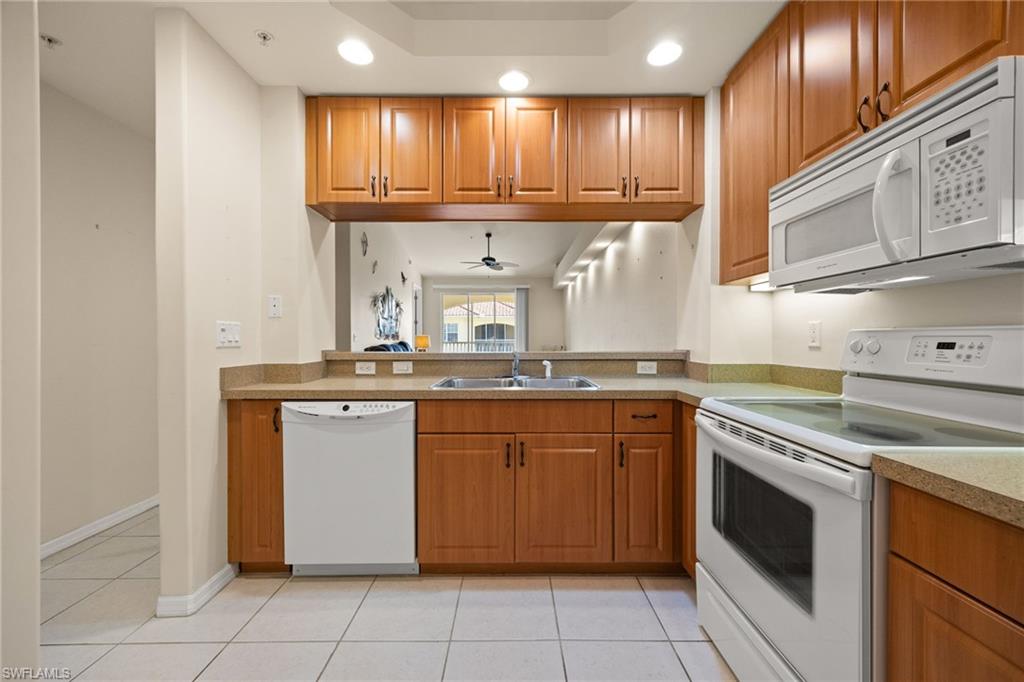 VAN LOON COMMONS - Residential