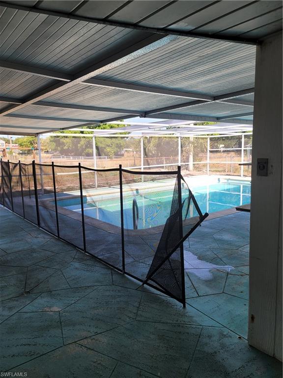 BERTS BAYSHORE MANOR - Residential