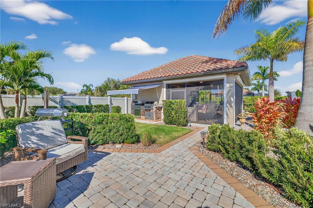 GOLDEN PALMS LUXURY MOTORCOACH RESORT - Land