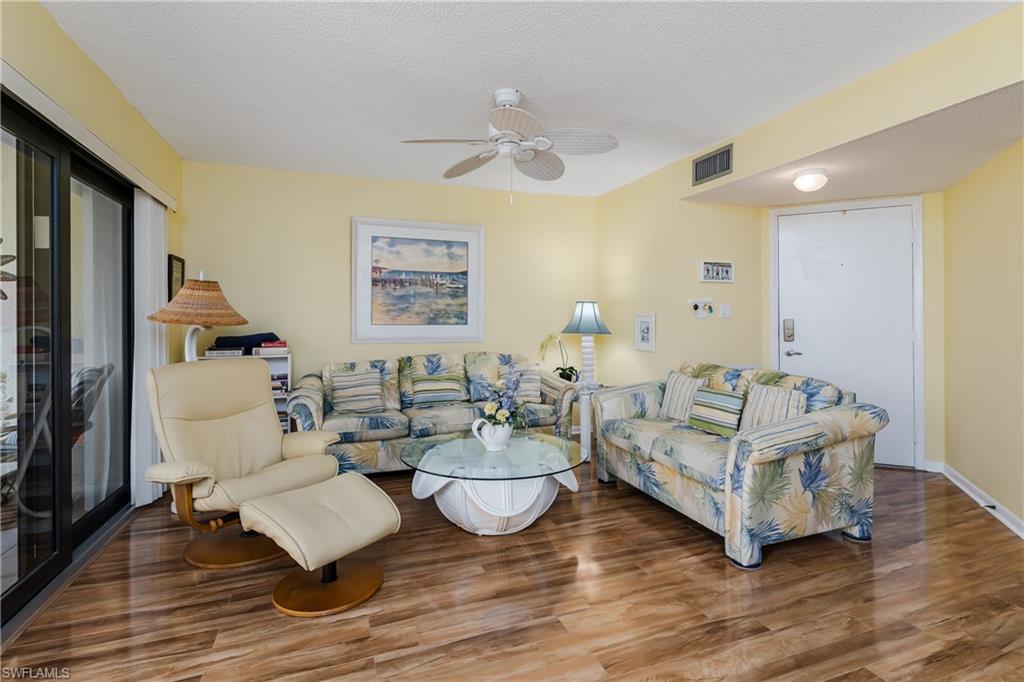 TROPIC SCHOONER APTS - Residential