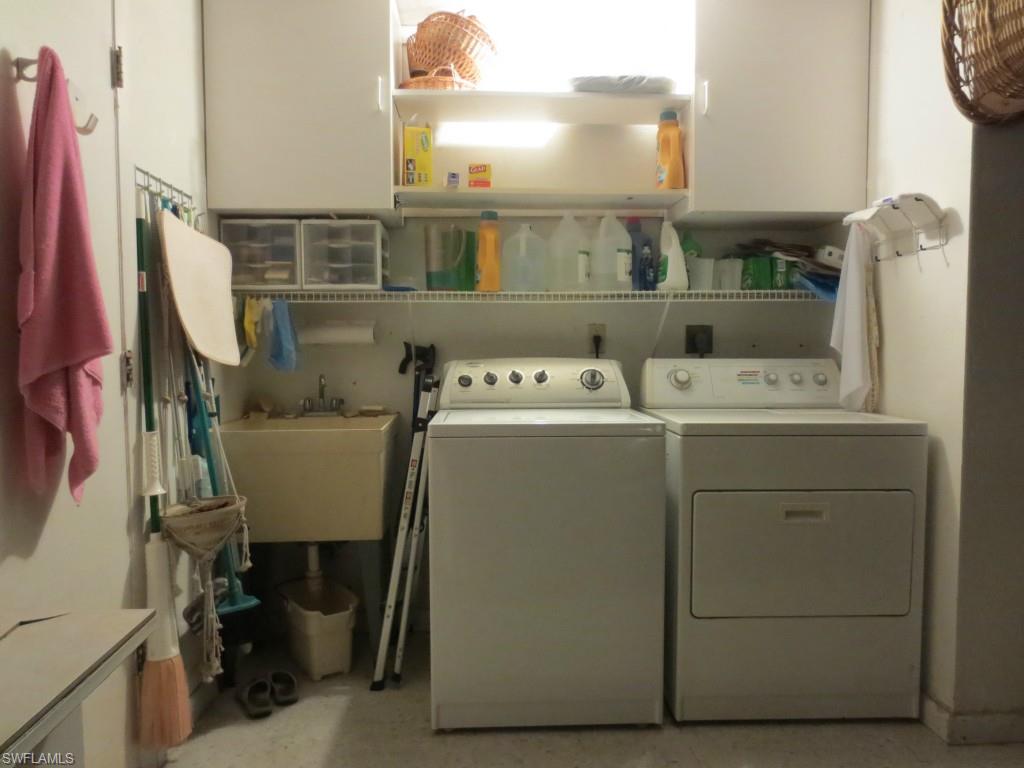 LOCHMOOR - Residential