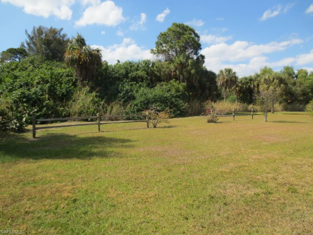 LOCHMOOR - Residential