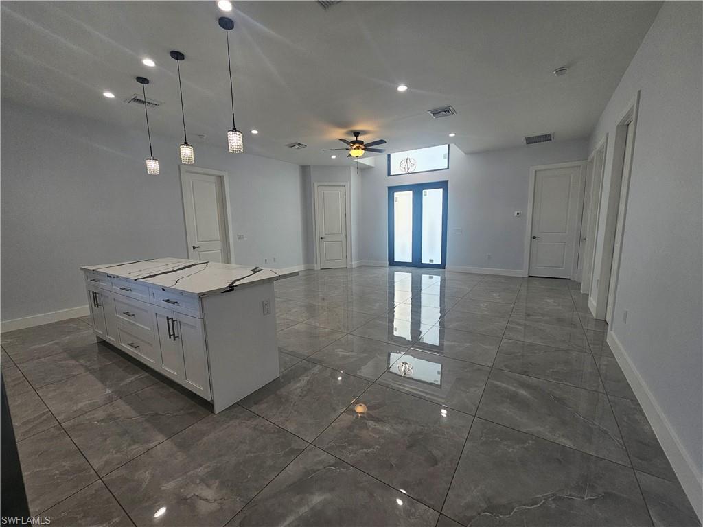 SAN CARLOS PARK - Residential