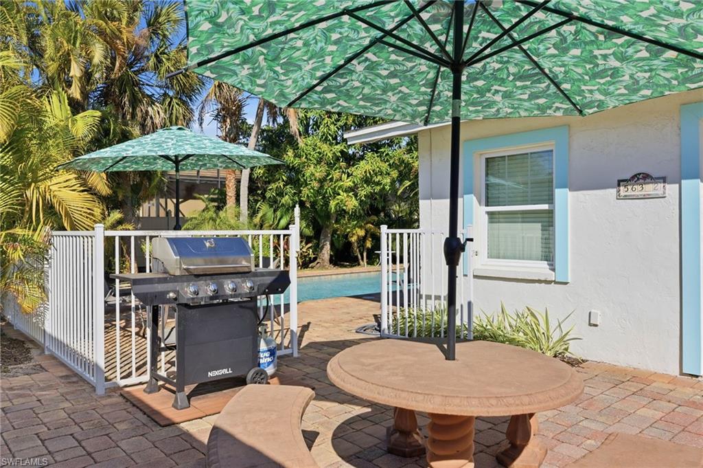 NAPLES PARK - Residential