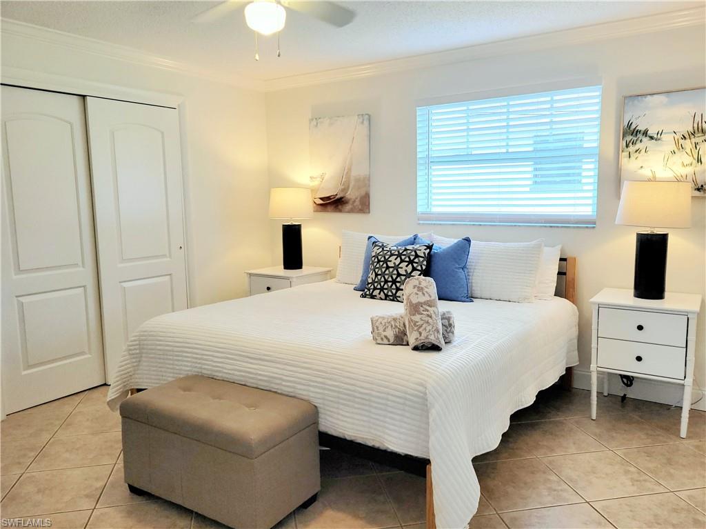 NAPLES PARK - Residential