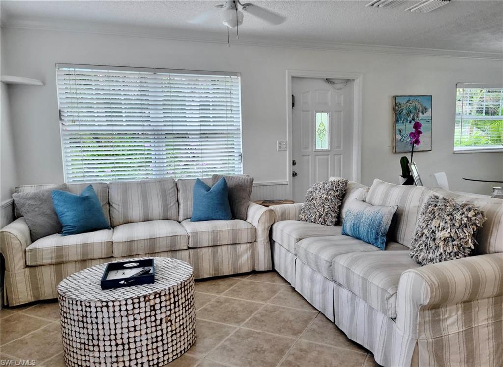 NAPLES PARK - Residential