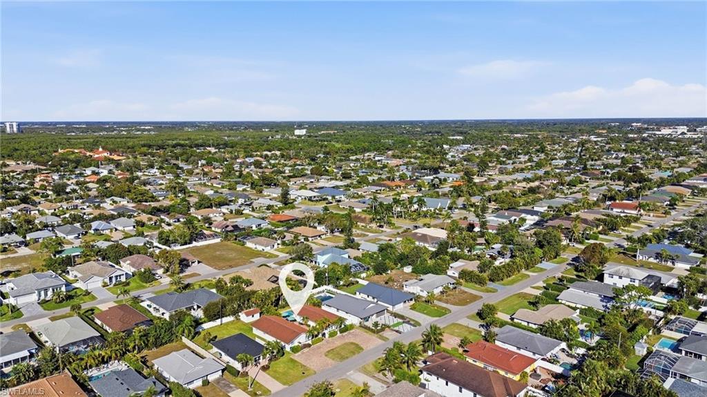 NAPLES PARK - Residential