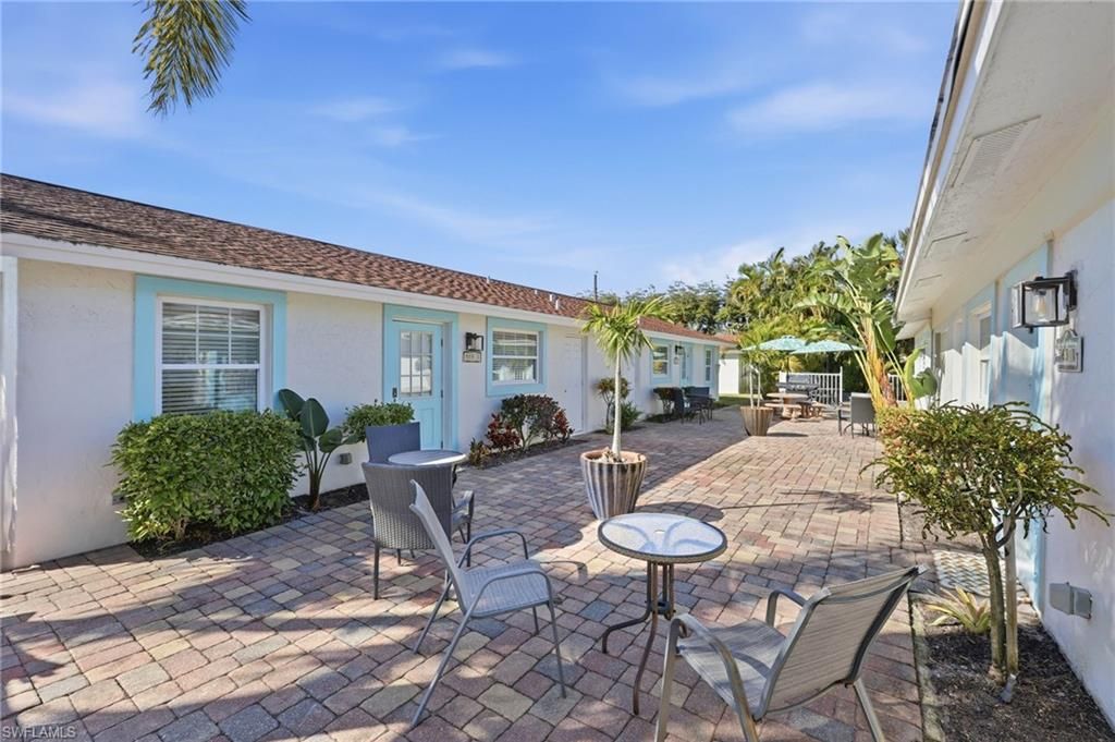 Photo of 559 105th AVE N, NAPLES, FL 34108 (MLS # 226005247)