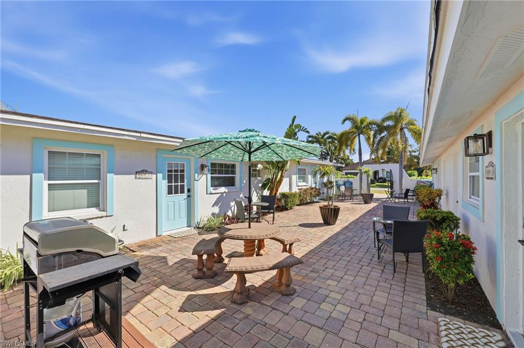 NAPLES PARK - Residential