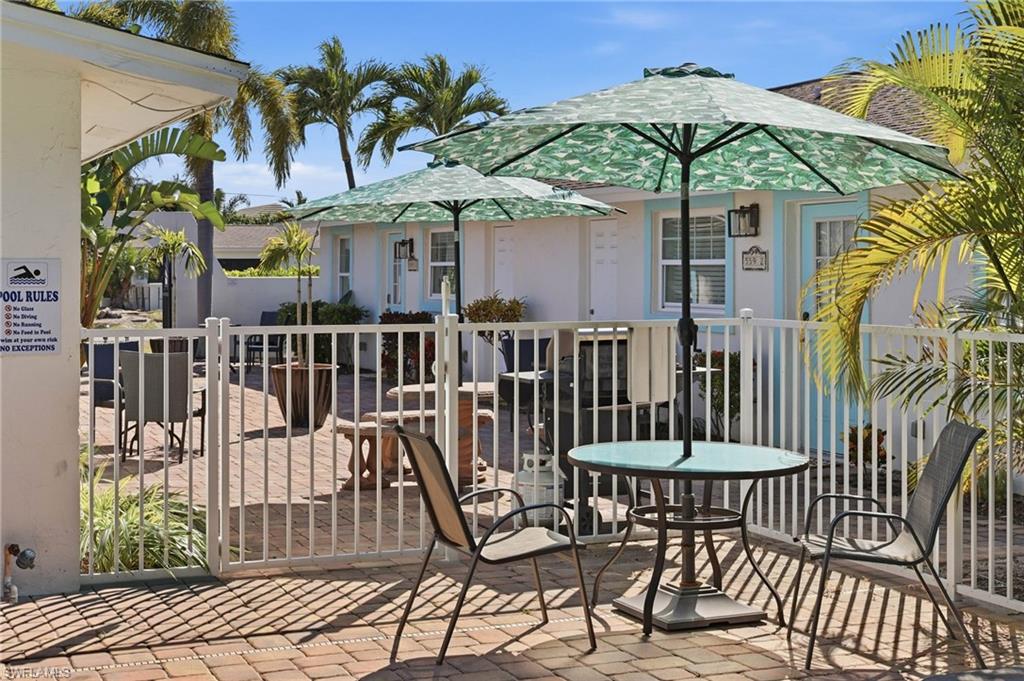 NAPLES PARK - Residential