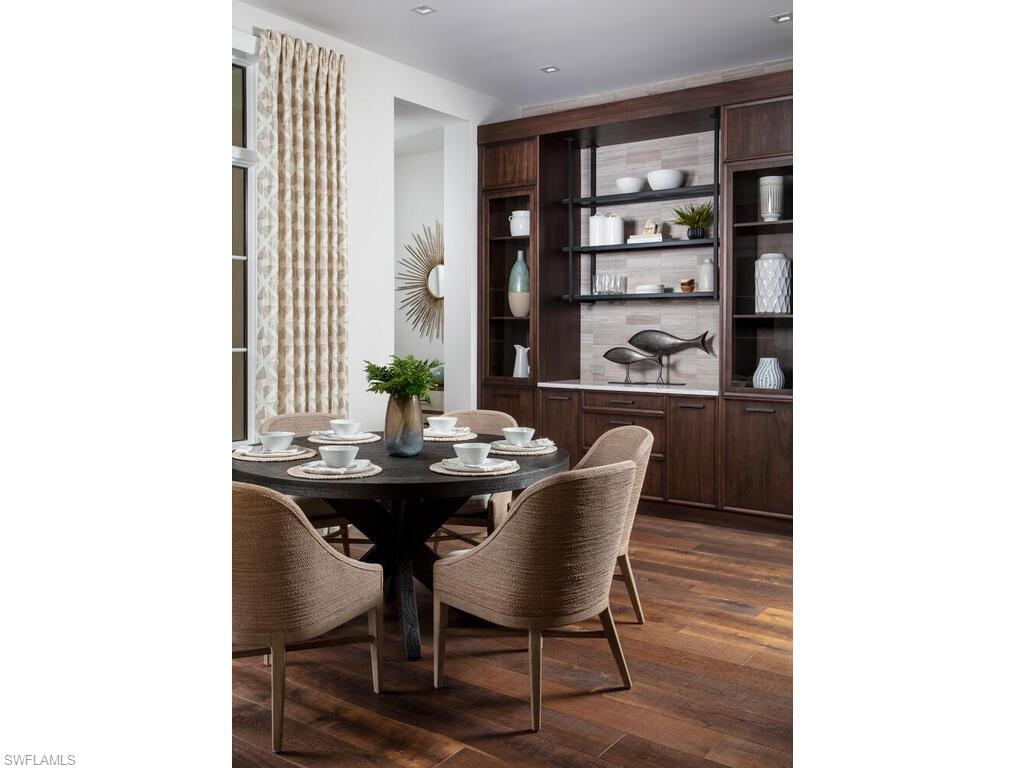 AQUALANE SHORES - Residential