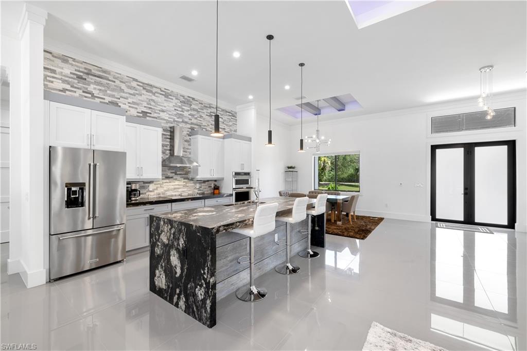 GOLDEN GATE ESTATES - Residential