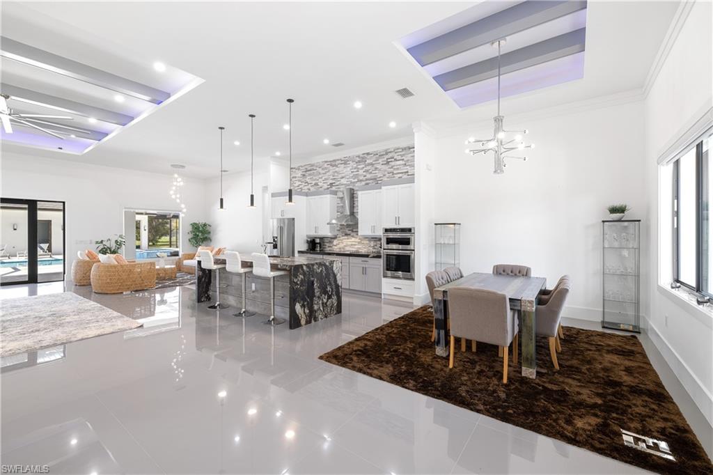 GOLDEN GATE ESTATES - Residential