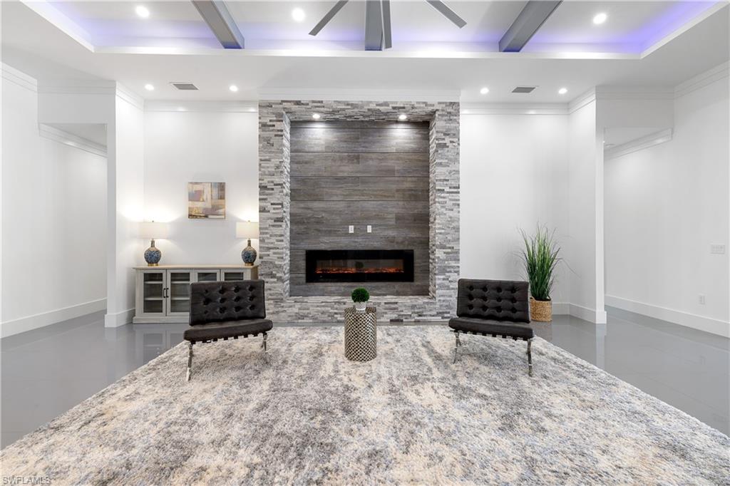 GOLDEN GATE ESTATES - Residential