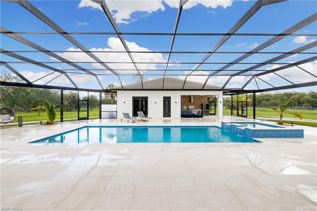 GOLDEN GATE ESTATES - Residential