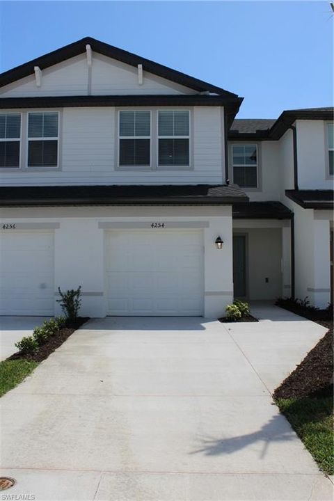Townhouse in NORTH FORT MYERS FL 4254 Canova CT.jpg