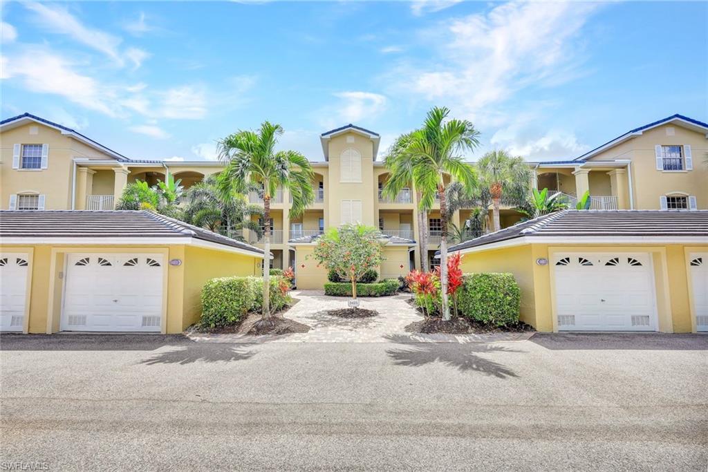 POINTE AT PELICAN LANDING - Residential