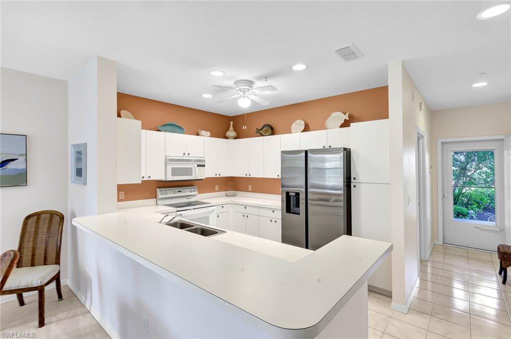 POINTE AT PELICAN LANDING - Residential