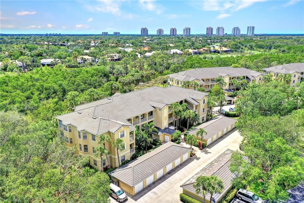 POINTE AT PELICAN LANDING - Residential