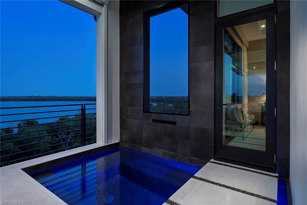 KEY MARCO - Residential