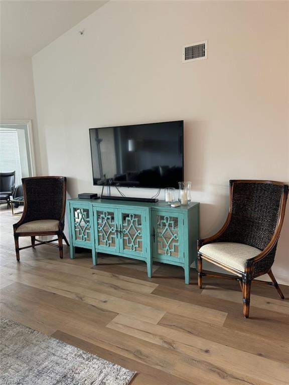 WINDWARD CAY - Residential Lease