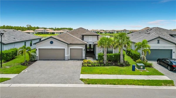 11361 TIMBER CREEK DR, FORT MYERS, FL 33913 - Image f32fa7d0e9aa46de6ea3a0fb469be64e/2104431391