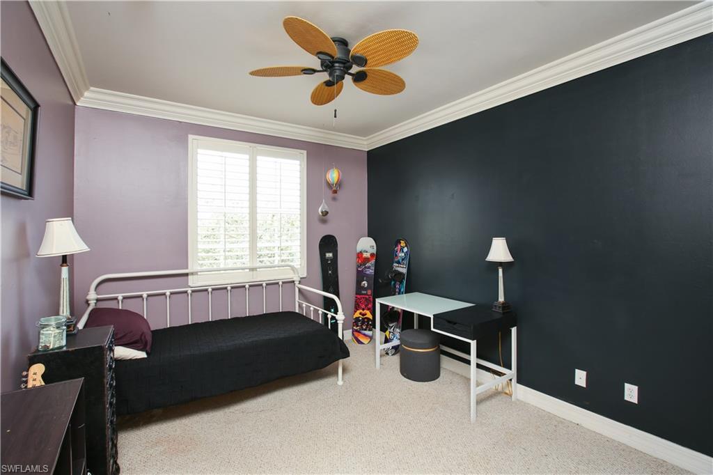 SATURNIA LAKES - Residential