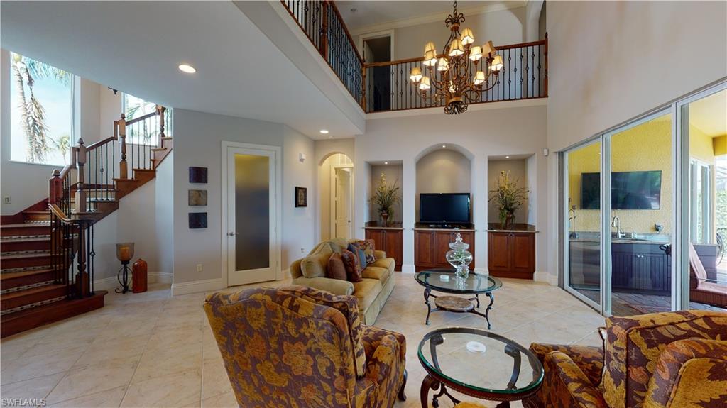 MARCO BEACH - Residential