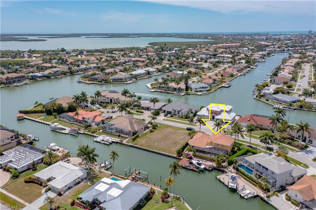 MARCO BEACH - Residential