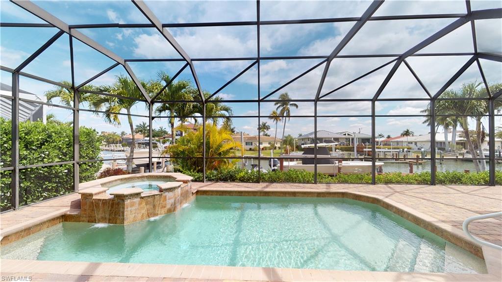 MARCO BEACH - Residential